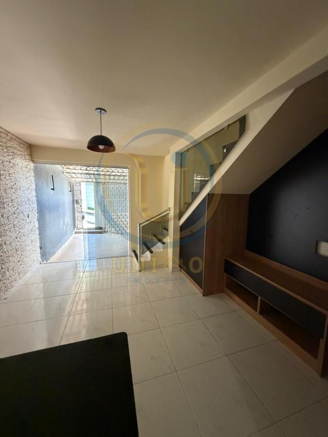 Casa, Novo Centro, 2 Quartos, 1 Vaga