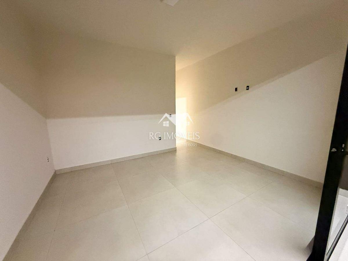 Casa, Masterville, 3 Quartos, 4 Vagas, 3 Suítes