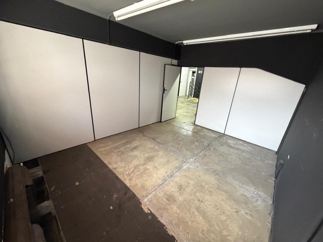 Andar, Centro, 0 Quarto, 0 Vaga