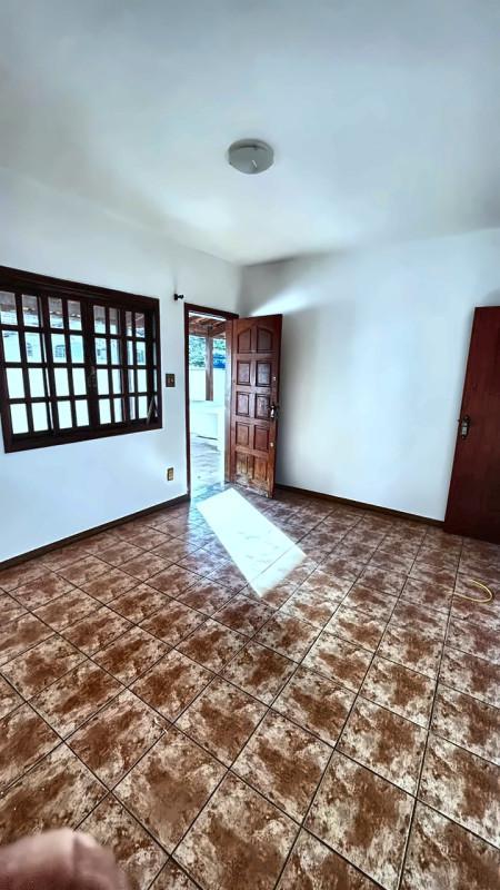 Casa Comercial, Alípio de Melo, 3 Quartos, 1 Vaga, 1 Suíte