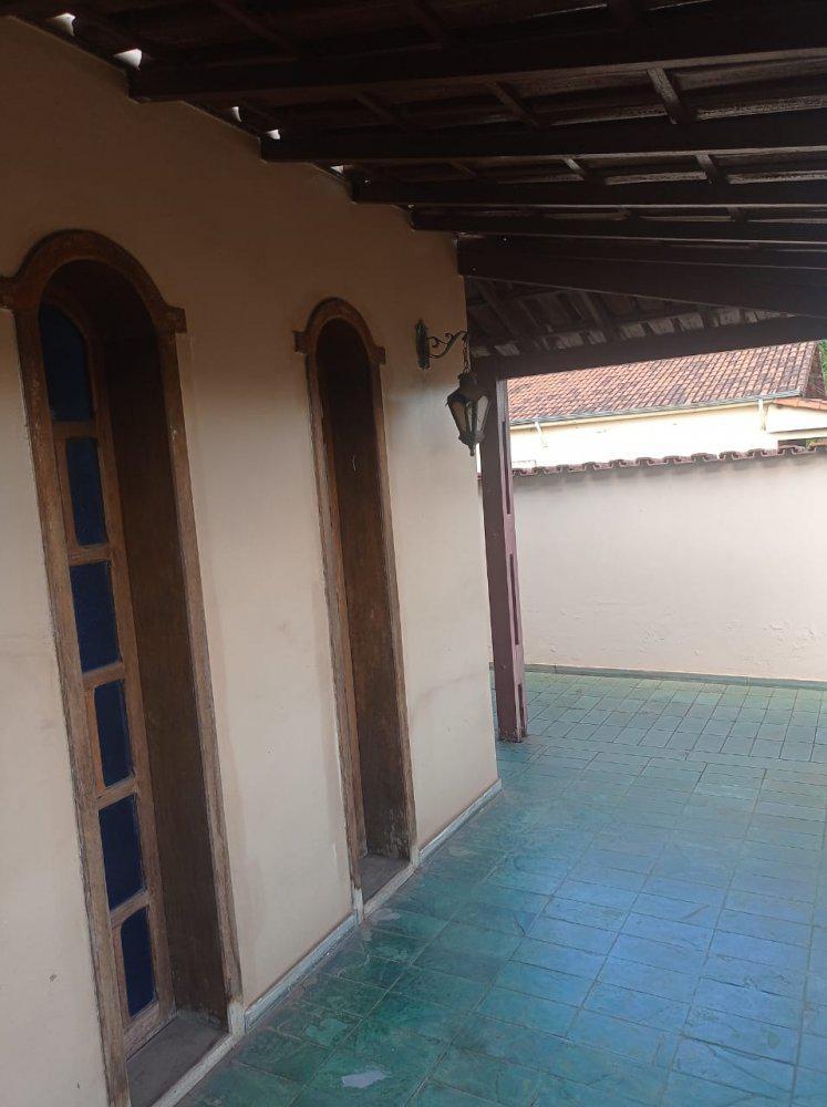 Casa, Centro, 3 Quartos, 0 Vaga, 1 Suíte