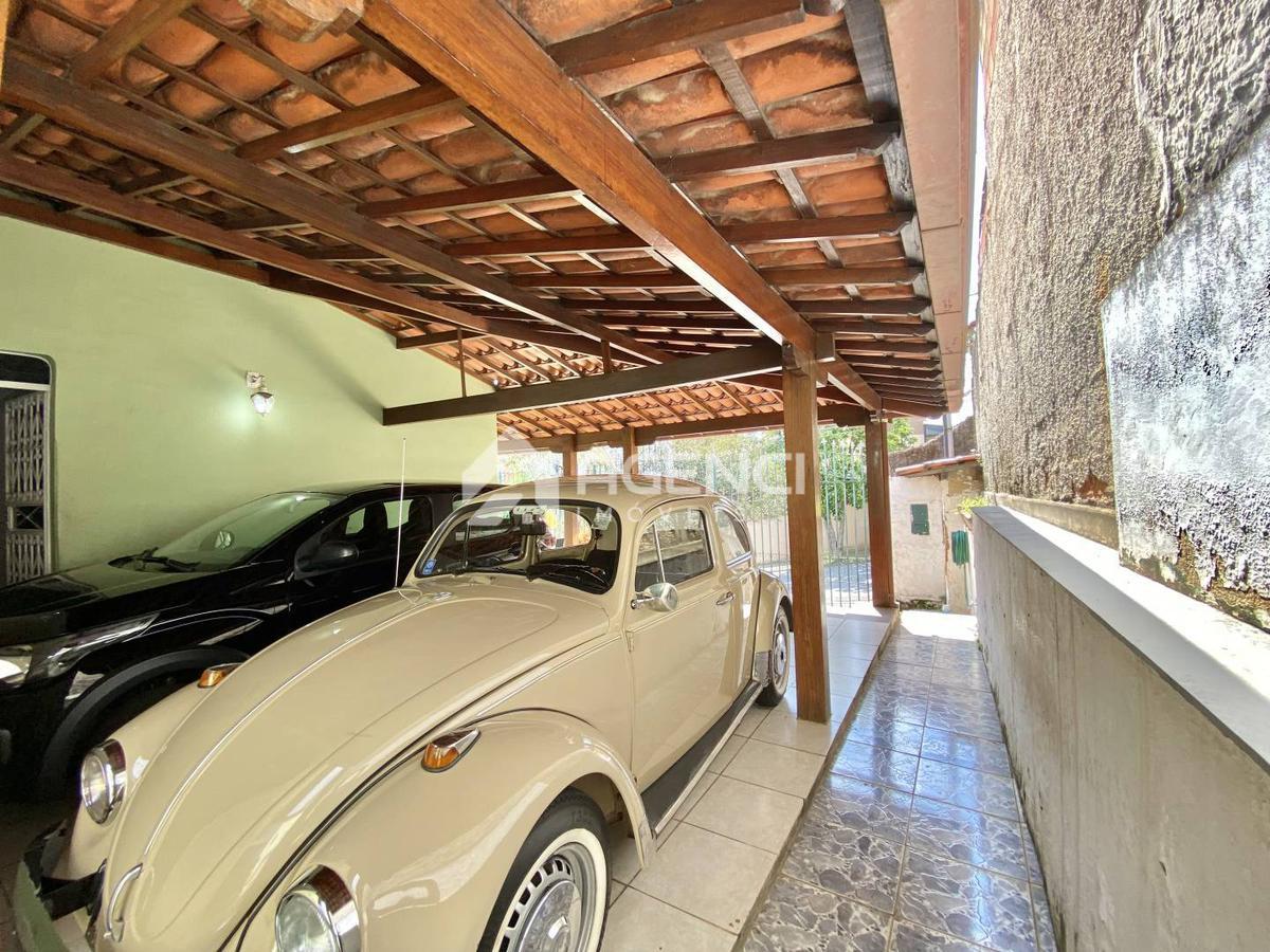 Casa, Camargos, 3 Quartos, 0 Vaga, 1 Suíte