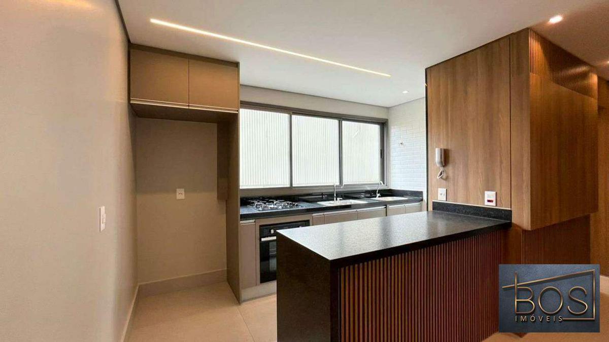Apartamento, Funcionários, 2 Quartos, 2 Vagas, 1 Suíte