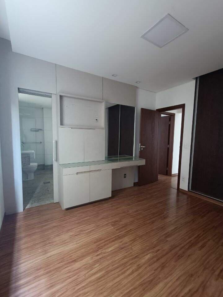 Apartamento, Luxemburgo, 4 Quartos, 3 Vagas, 1 Suíte