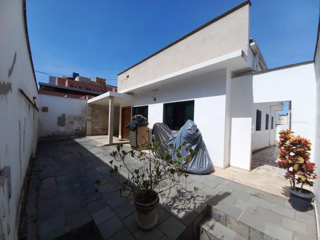 Casa, Sagrada Família, 4 Quartos, 3 Vagas, 1 Suíte