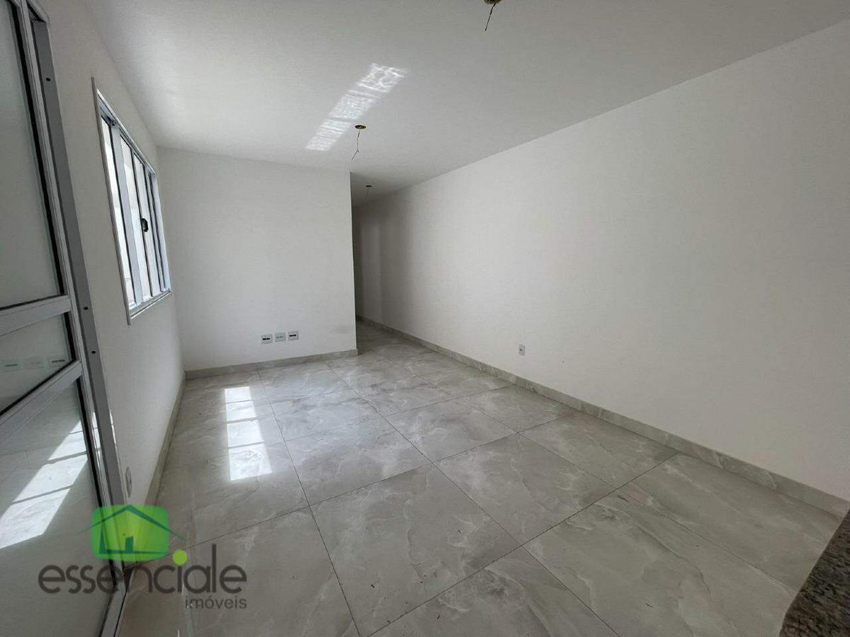 Apartamento, Europa, 2 Quartos, 1 Vaga, 1 Suíte