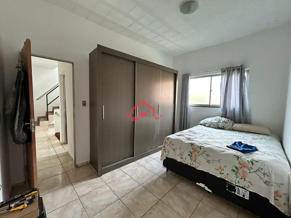 Casa, Nova Esperança, 2 Quartos, 0 Vaga