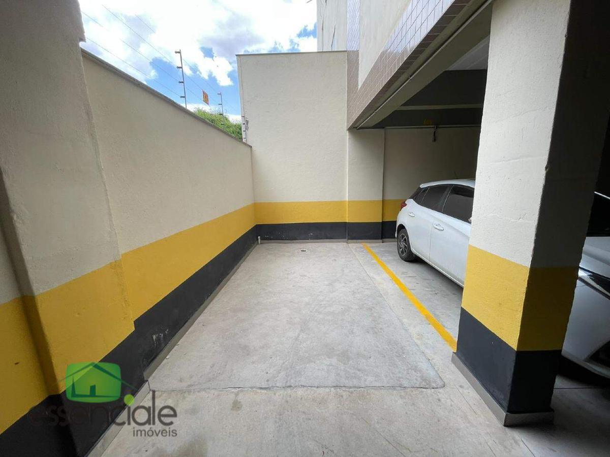 Apartamento, Europa, 2 Quartos, 1 Vaga, 1 Suíte