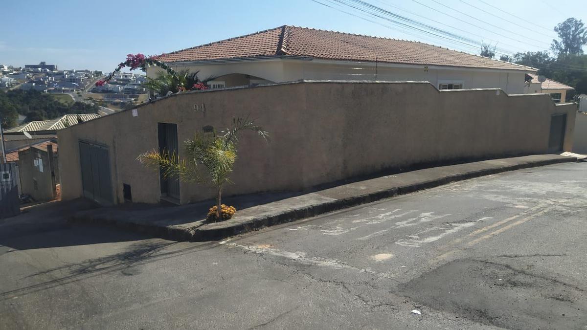 Casa, Parque São José, 3 Quartos, 51 Vagas, 1 Suíte