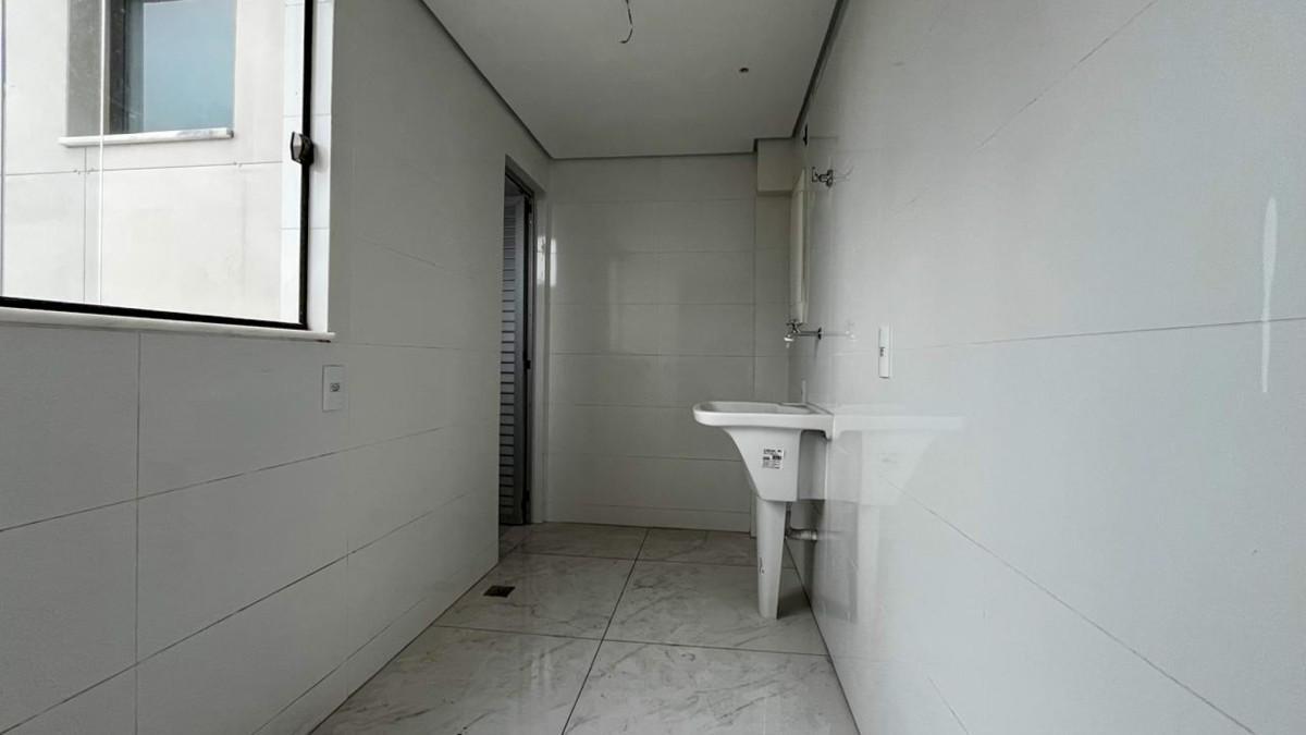 Cobertura, Indaiá, 4 Quartos, 3 Vagas, 2 Suítes