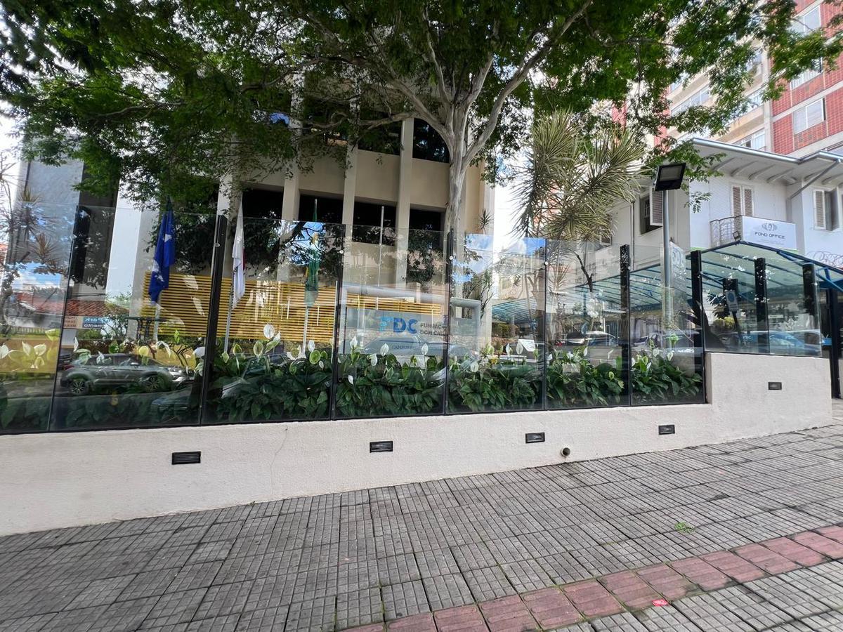 Sala, Barro Preto, 0 Quarto, 0 Vaga