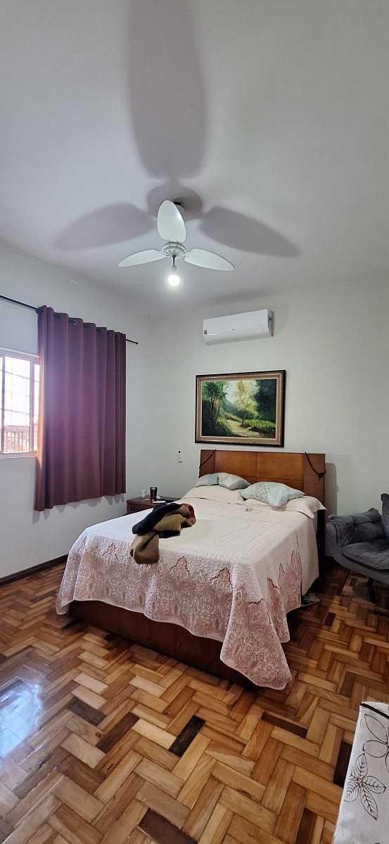 Casa, Sagrada Família, 4 Quartos, 2 Vagas, 2 Suítes