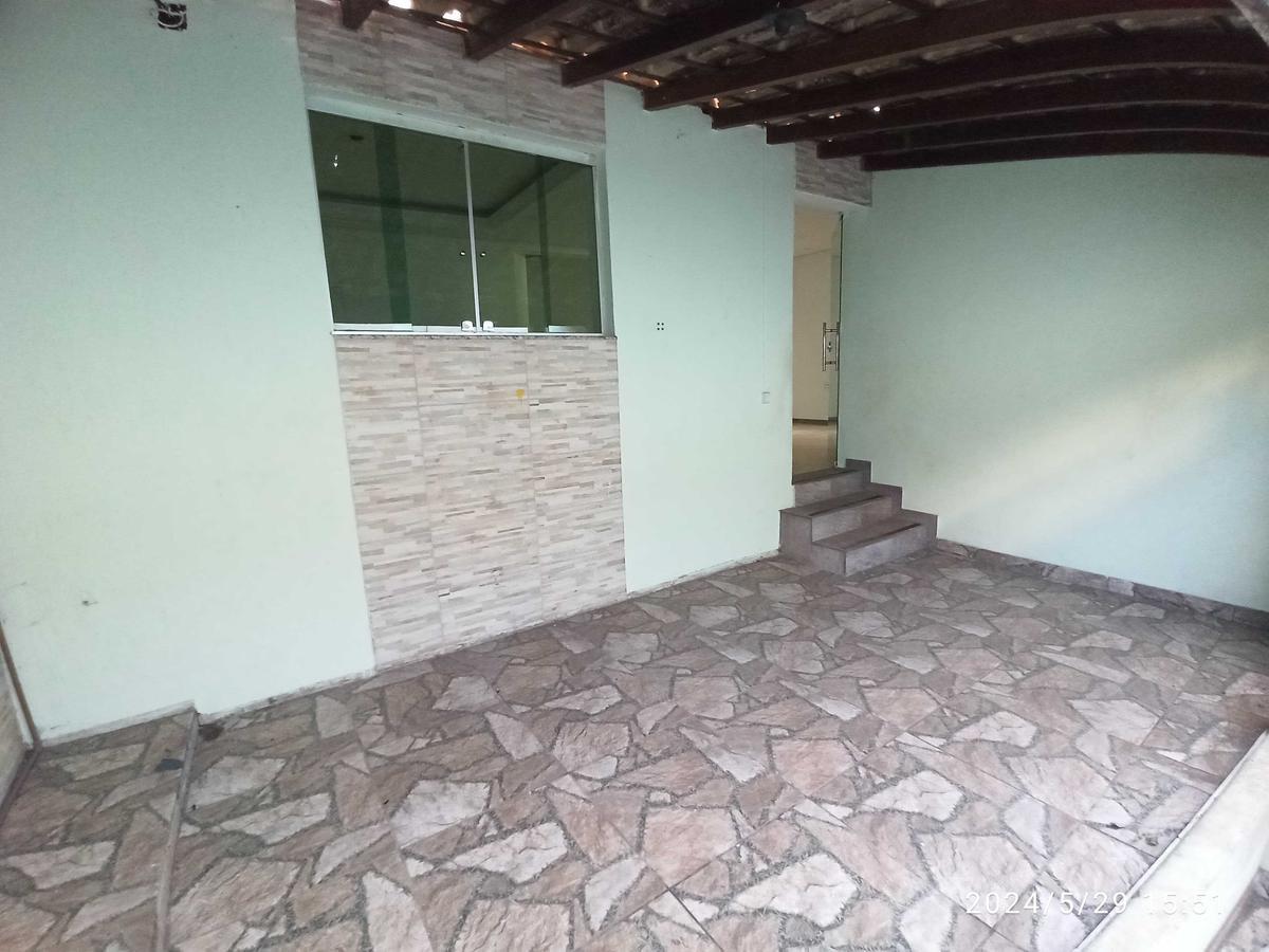 Casa, Santa Cruz, 3 Quartos, 2 Vagas, 1 Suíte