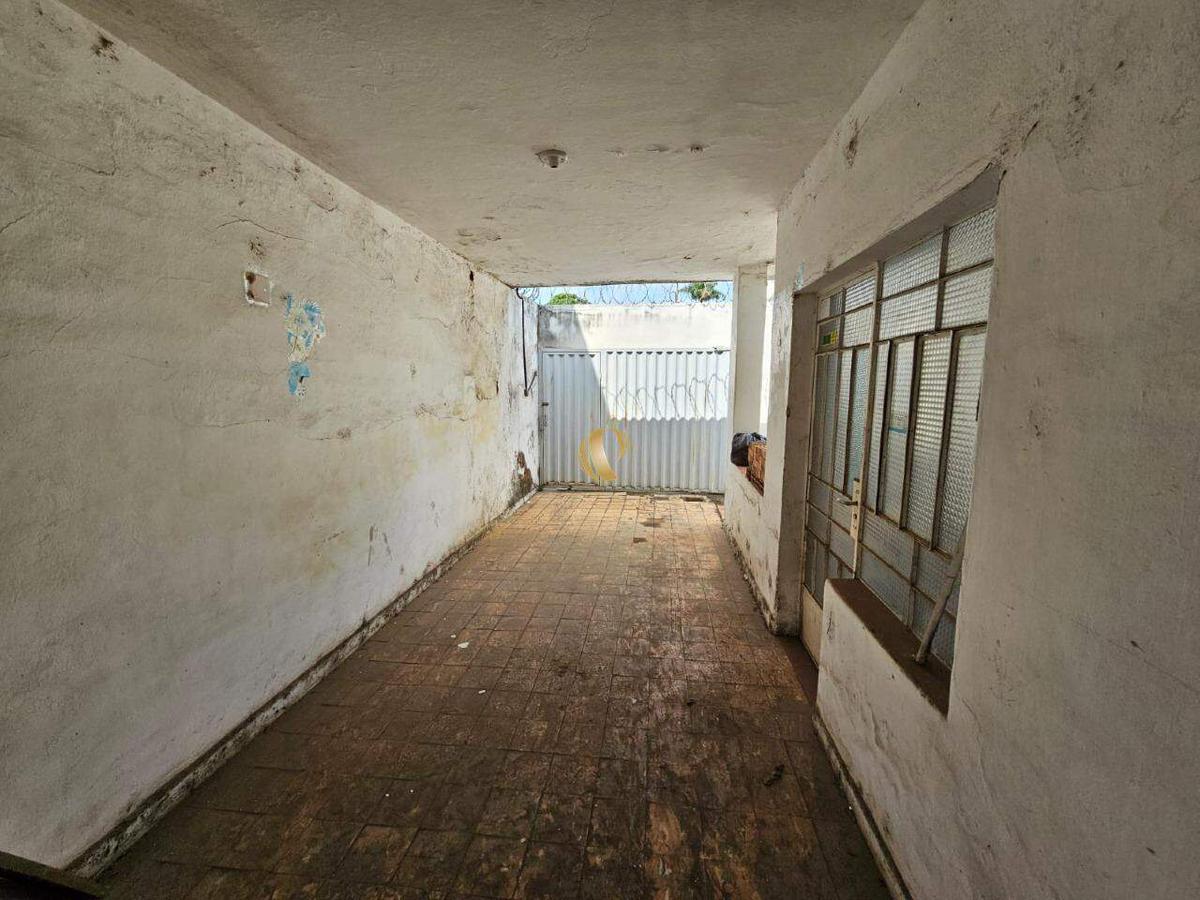 Casa, Centro, 4 Quartos, 2 Vagas