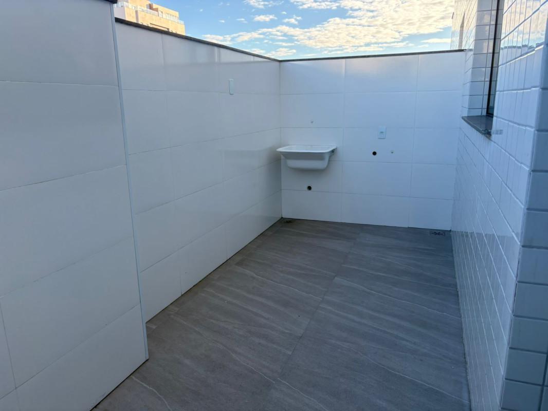 Apartamento, Santa Cruz Industrial, 3 Quartos, 2 Vagas, 1 Suíte