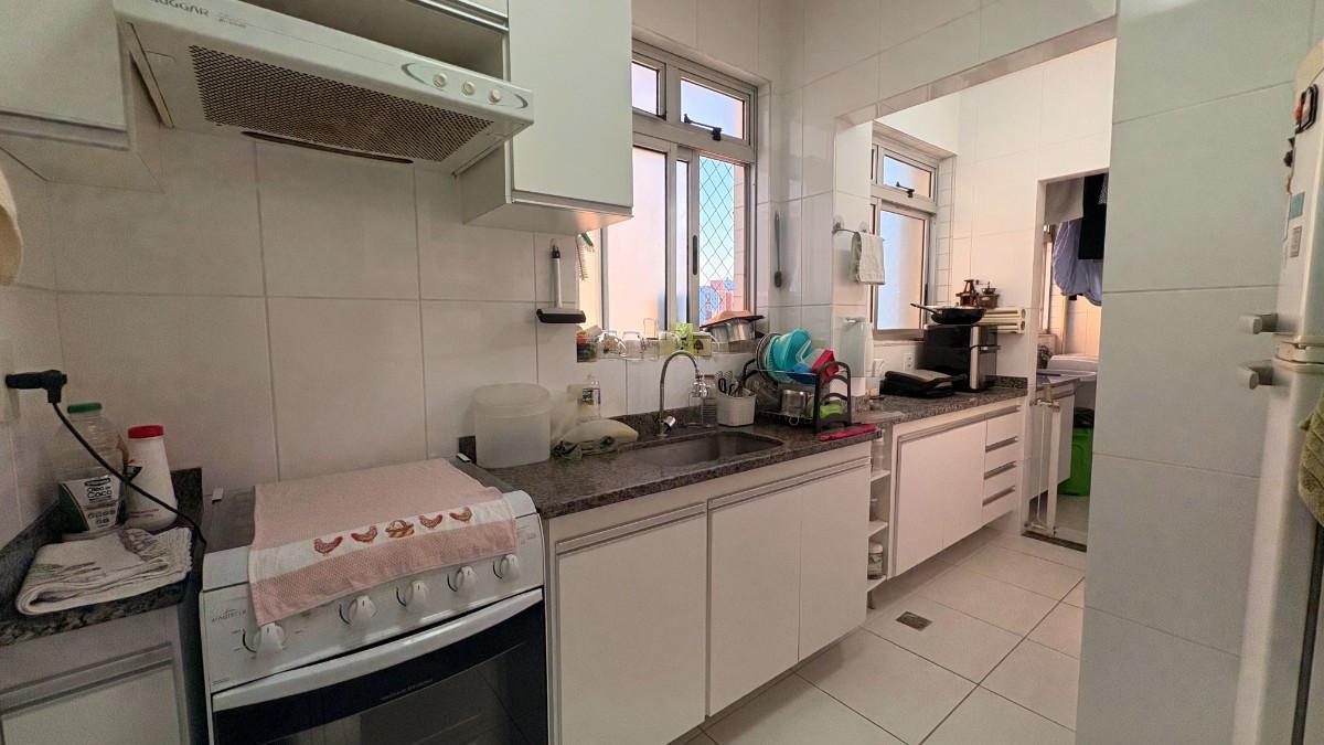 Apartamento, Estoril, 3 Quartos, 2 Vagas, 1 Suíte