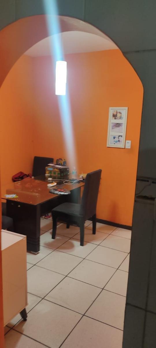 Casa, Céu Azul, 0 Quarto, 0 Vaga