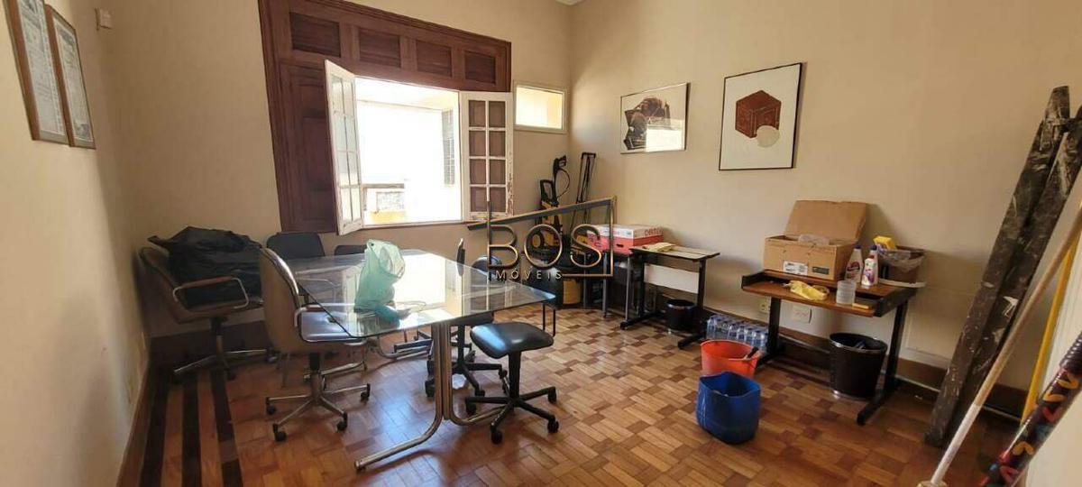 Casa, Centro, 10 Quartos, 15 Vagas, 6 Suítes