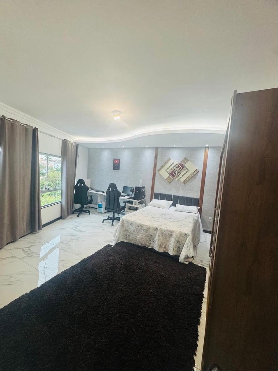 Casa, Parque Xangri-lá, 3 Quartos, 2 Vagas, 1 Suíte