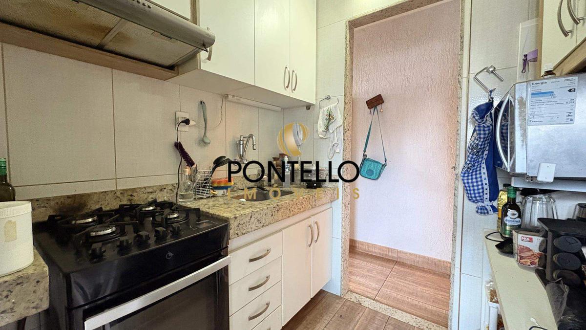 Apartamento, Estoril, 2 Quartos, 1 Vaga, 1 Suíte