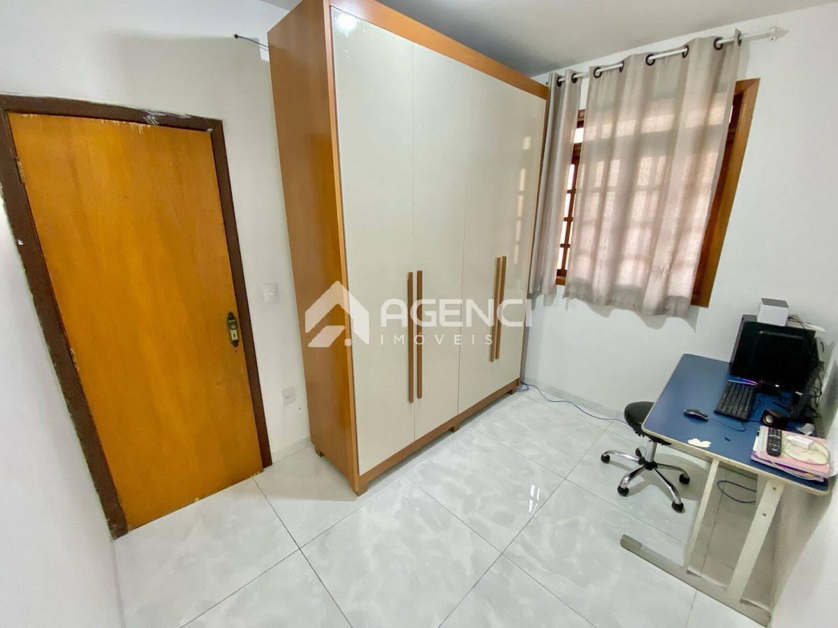 Casa, Arvoredo, 2 Quartos, 0 Vaga, 0 Suíte