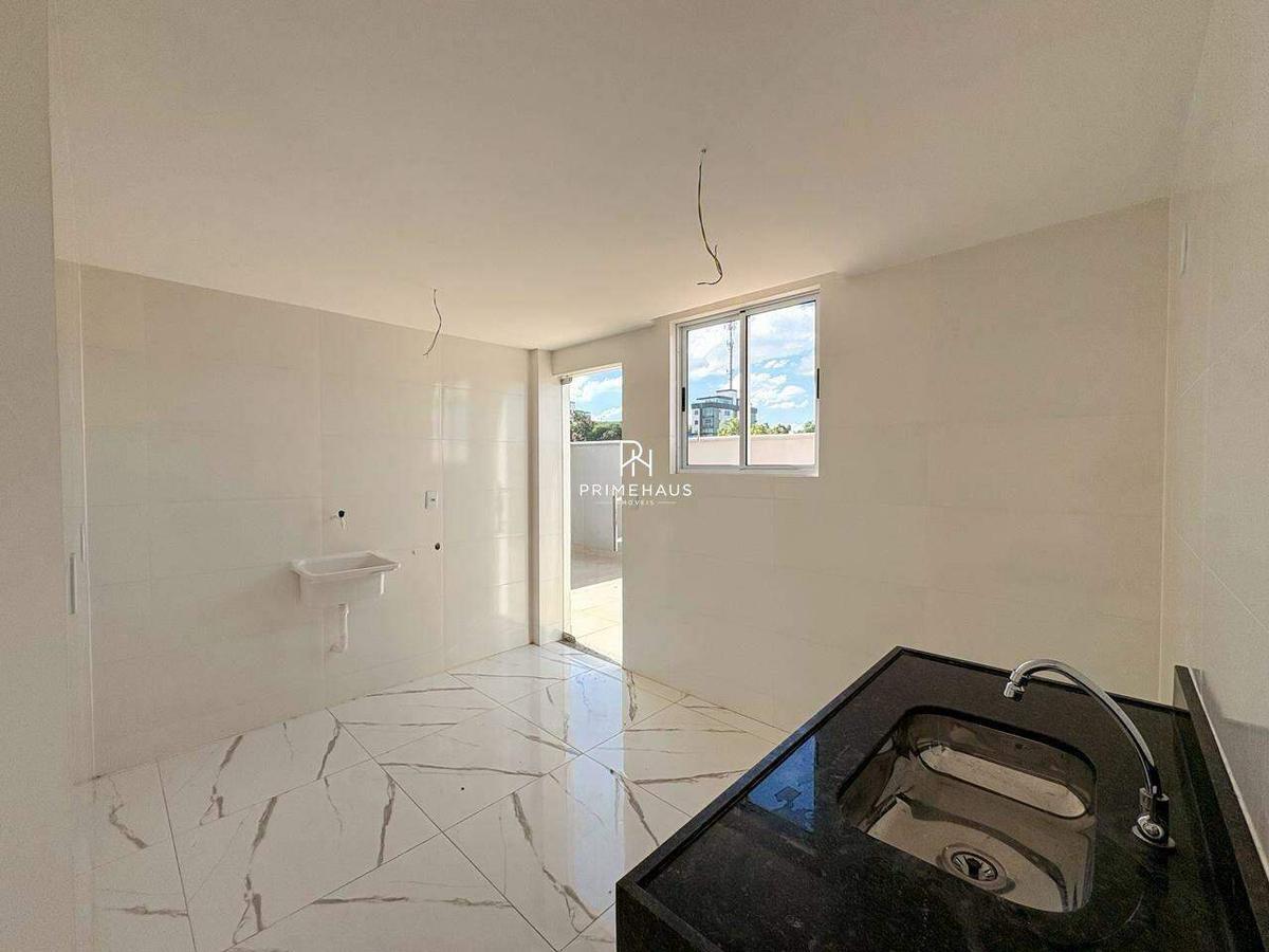 Apartamento, Miramar (barreiro), 2 Quartos, 1 Vaga, 1 Suíte