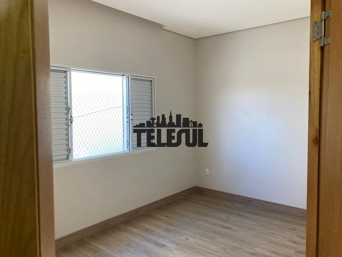 Casa, Eldorado, 3 Quartos, 2 Vagas