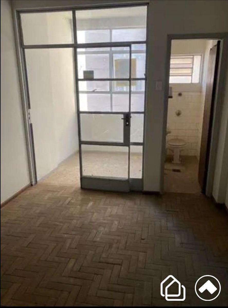 Sala, Centro
