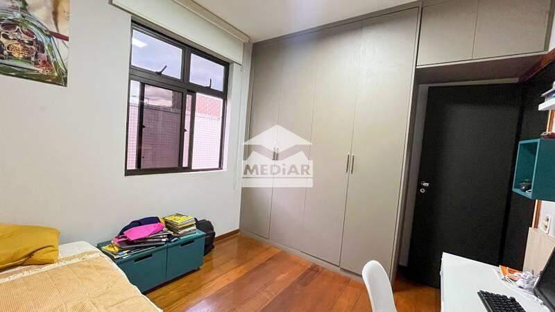 Cobertura, Buritis, 3 Quartos, 4 Vagas, 1 Suíte