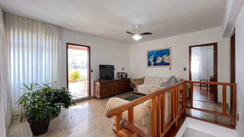 Cobertura, Buritis, 4 Quartos, 2 Vagas, 2 Suítes