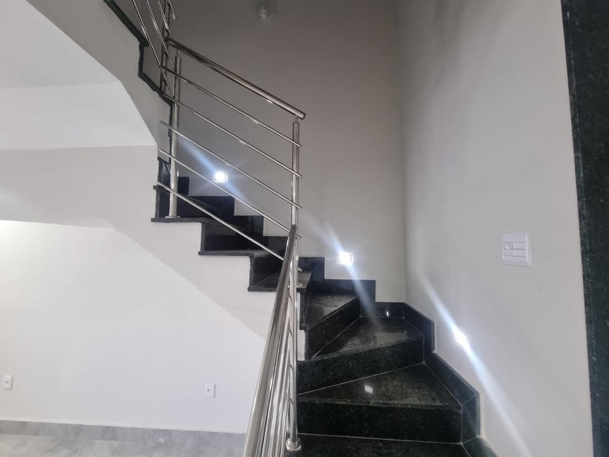 Casa, Itapoã, 3 Quartos, 2 Vagas, 1 Suíte