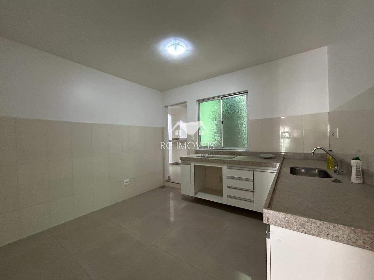 Casa, Teixeira Dias, 3 Quartos, 2 Vagas, 1 Suíte