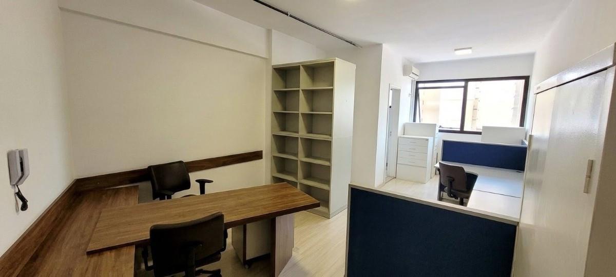 Sala, Barro Preto, 0 Quarto, 0 Vaga