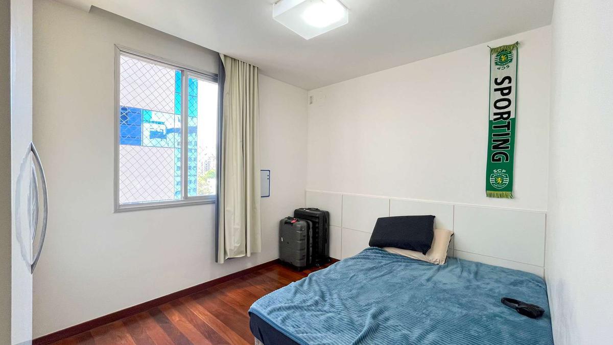 Apartamento, Funcionários, 2 Quartos, 2 Vagas, 1 Suíte
