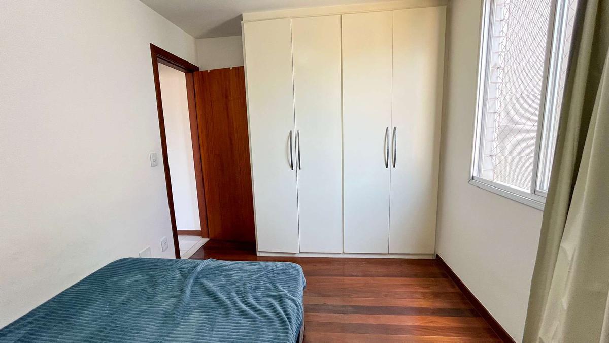 Apartamento, Funcionários, 2 Quartos, 2 Vagas, 1 Suíte