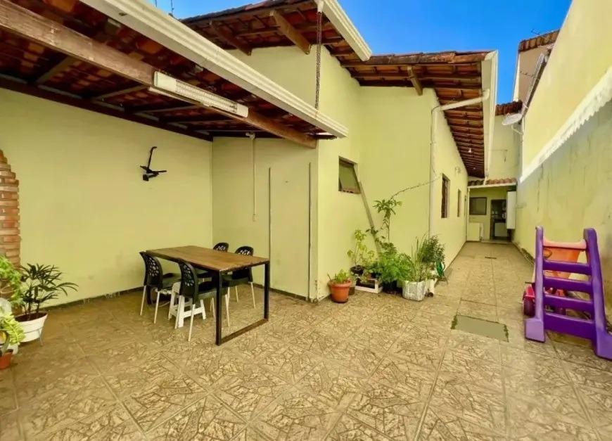 Casa, Santa Amélia, 3 Quartos, 2 Vagas, 1 Suíte