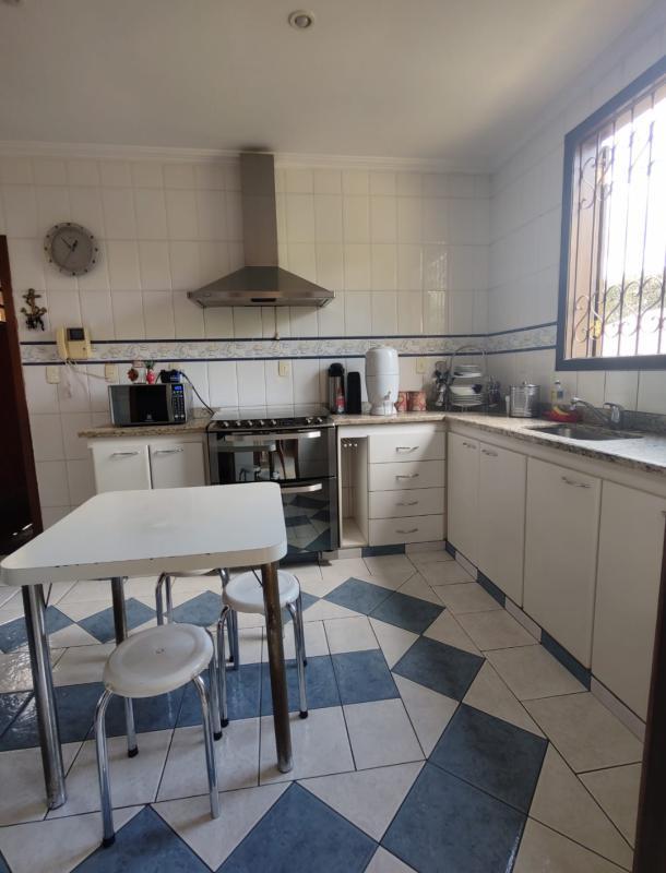 Casa, Quintas Coloniais, 4 Quartos, 6 Vagas, 1 Suíte