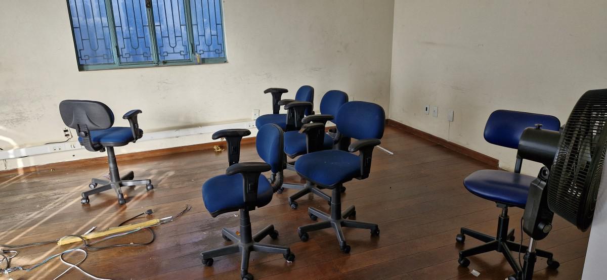 Casa, Concórdia, 10 Quartos, 8 Vagas, 1 Suíte