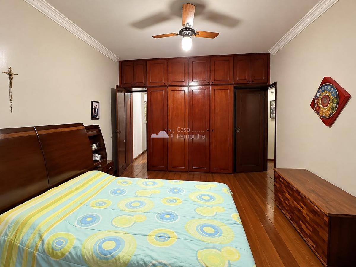 Casa, Liberdade, 6 Quartos, 8 Vagas, 2 Suítes