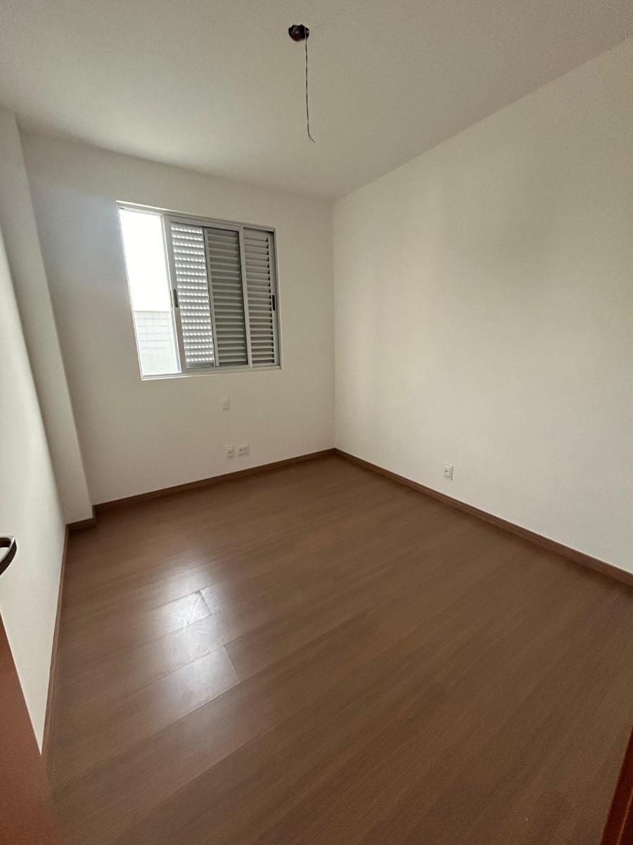 Cobertura, Padre Eustáquio, 3 Quartos, 2 Vagas, 1 Suíte