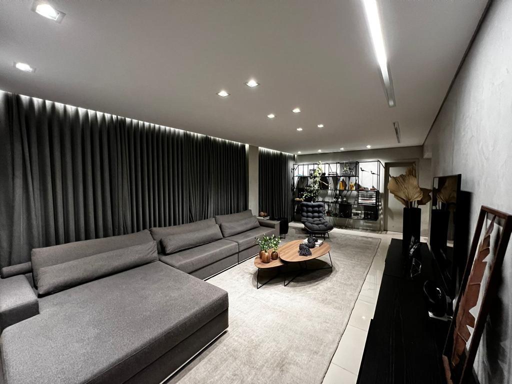 Apartamento, Vale dos Cristais, 4 Quartos, 3 Vagas, 2 Suítes