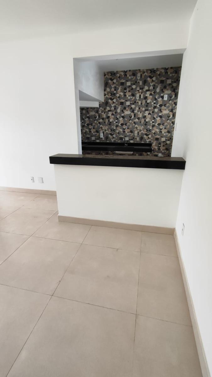 Casa, Vale das Orquídeas, 3 Quartos, 2 Vagas, 1 Suíte