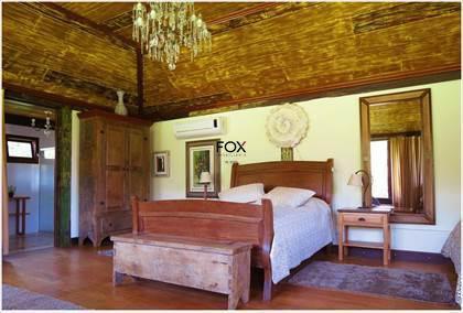 Hotel, Centro, 0 Quarto, 0 Vaga, 16 Suítes