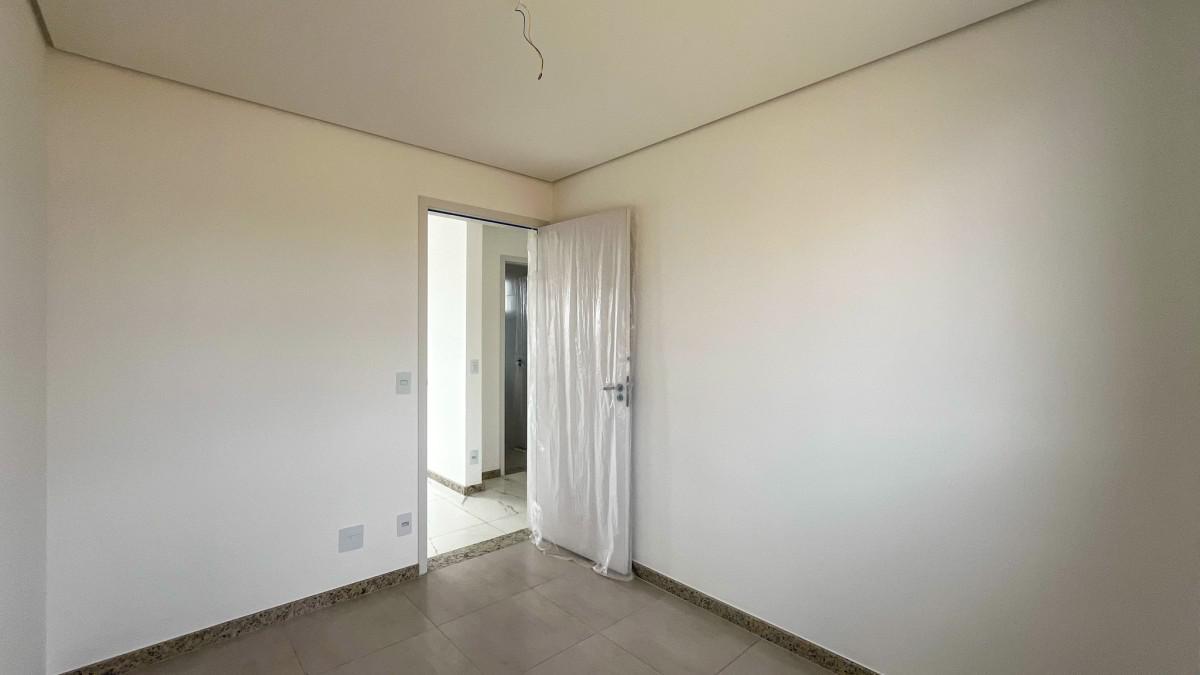 Cobertura, Santa Amélia, 4 Quartos, 0 Vaga, 2 Suítes