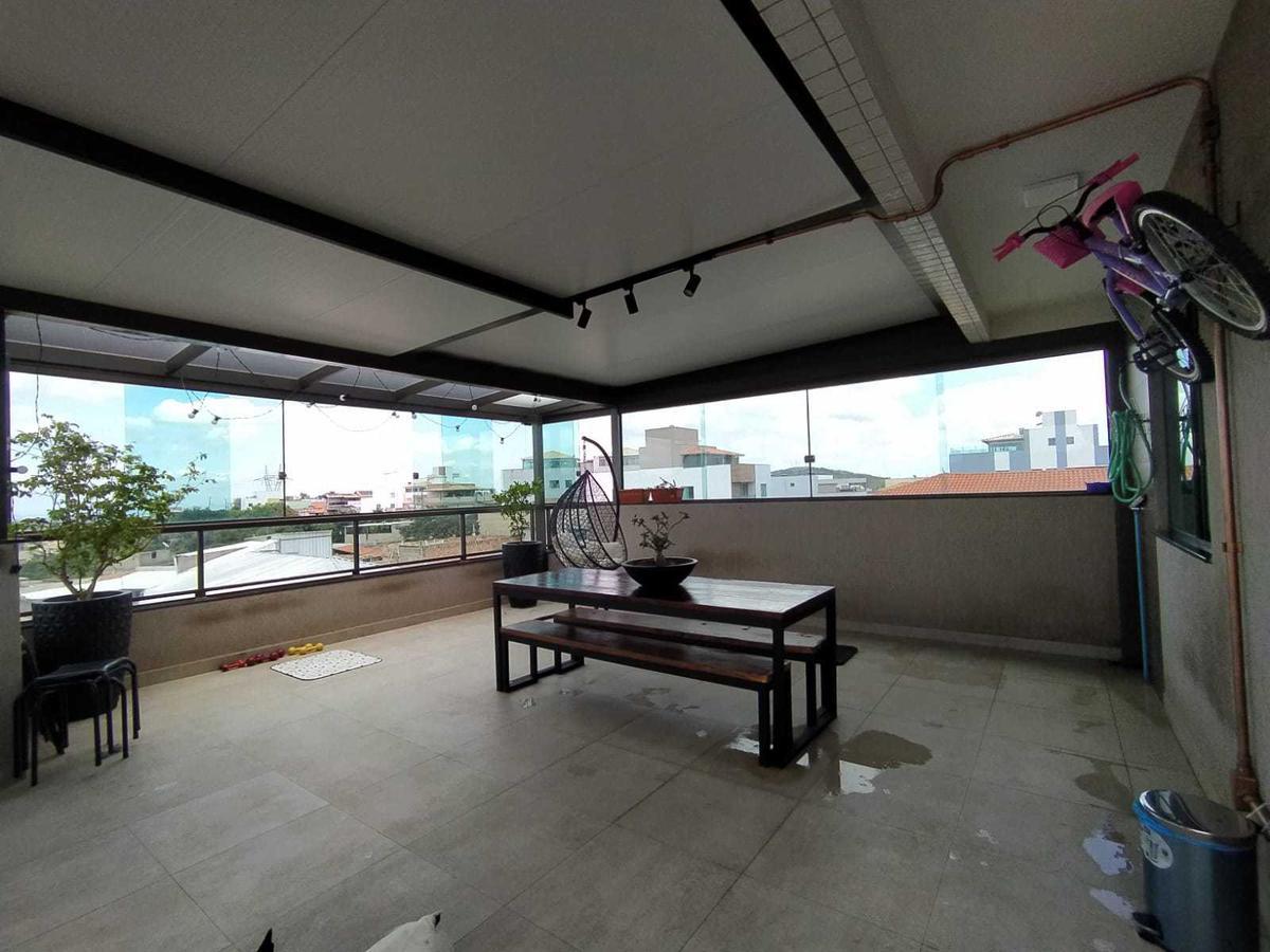 Cobertura, Palmeiras, 3 Quartos, 2 Vagas, 1 Suíte