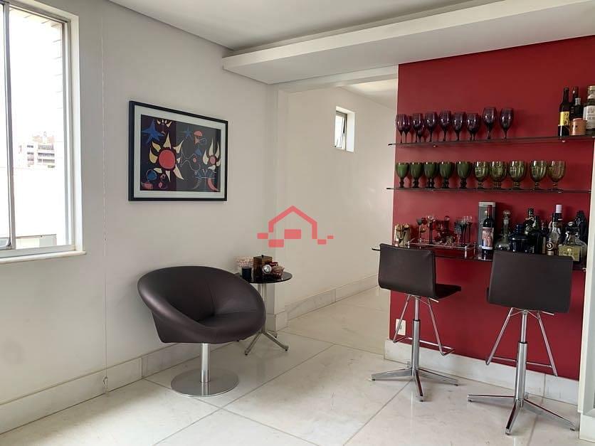 Apartamento, Funcionários, 4 Quartos, 2 Vagas, 1 Suíte