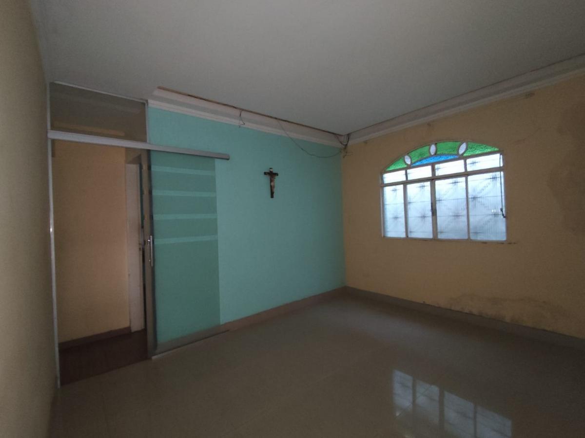 Casa, Palmeiras, 3 Quartos, 6 Vagas, 1 Suíte