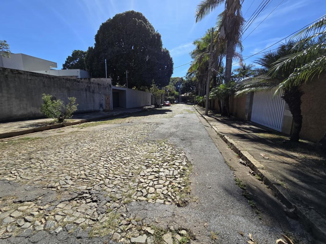 Casa, Bandeirantes (pampulha), 2 Quartos, 4 Vagas, 1 Suíte