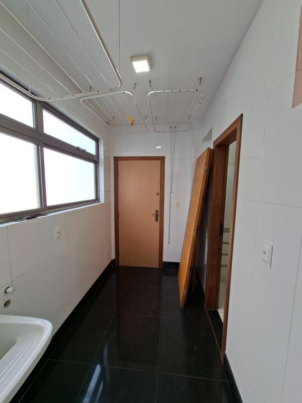 Apartamento, Santa Rosa, 4 Quartos, 4 Vagas, 3 Suítes