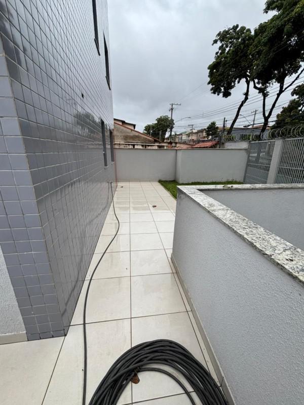 Apartamento, Santa Mônica, 2 Quartos, 1 Vaga